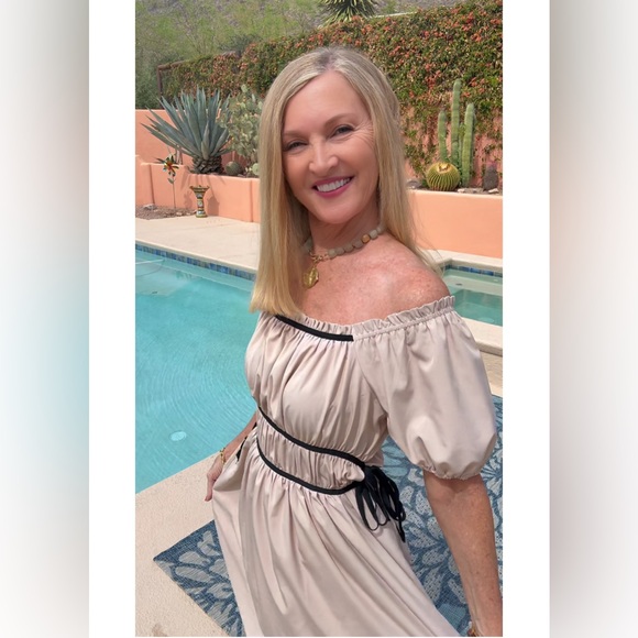 NWT BEIGE BOHO OFF/ON SHOULDER MIDI DRESS-S - Picture 2 of 15